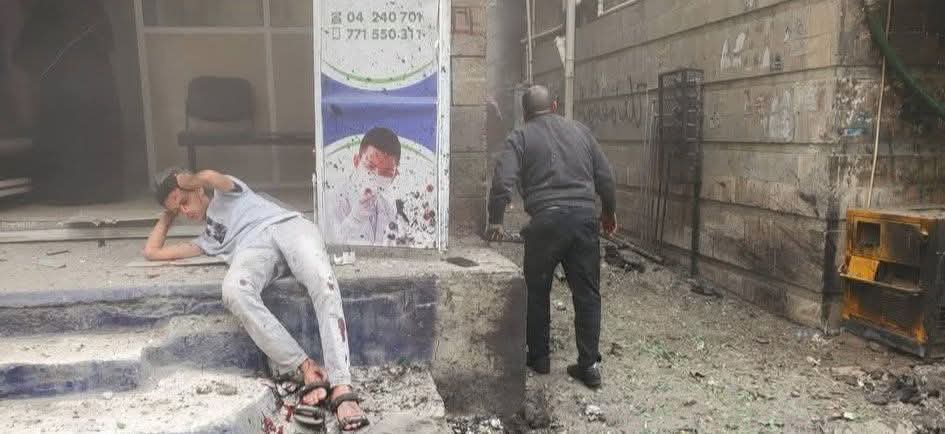 Blast at Islah party headquarters in Taiz kills three civilians, injures 13